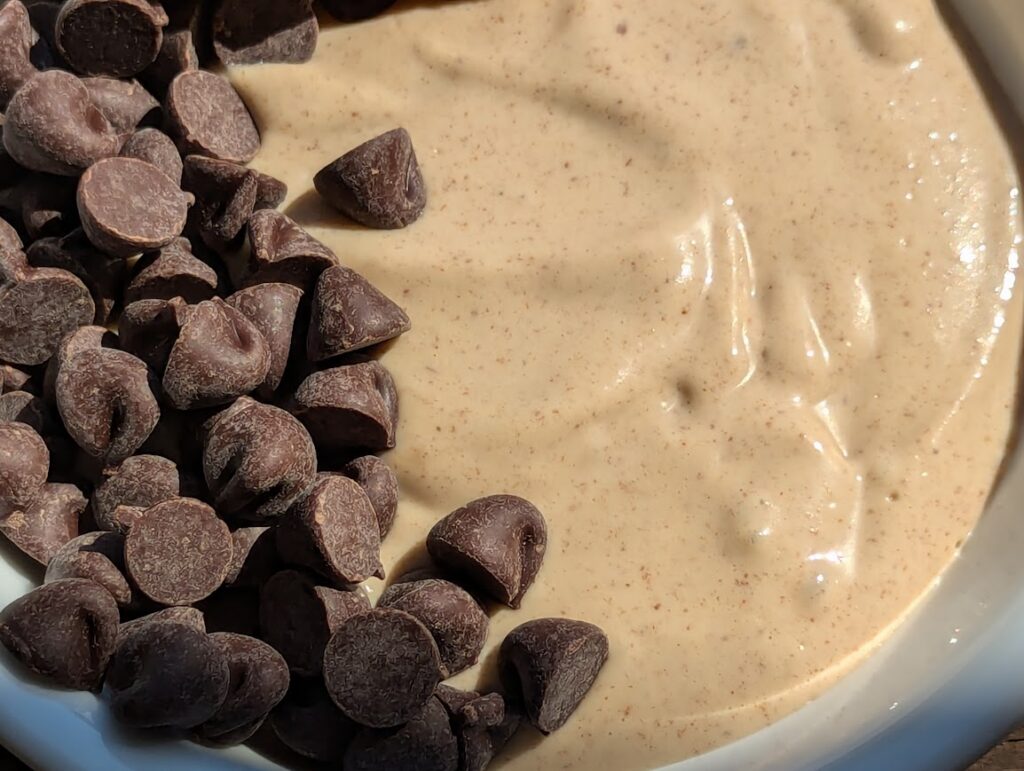 Peanut butter smoothie bowl with chocolate chips