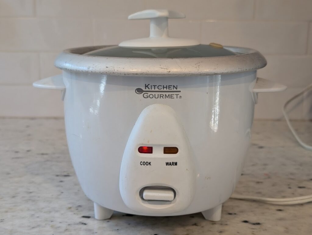 Rice cooker for cooking rice for the Classic Stuffed Bell Peppers